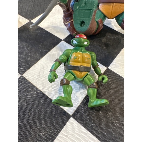 Teenage Mutant Ninja Turtles TMNT Action Figures Lot Leonardo Raphael - Picture 2 of 4